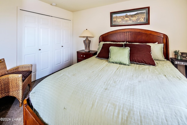 bedroom with a closet