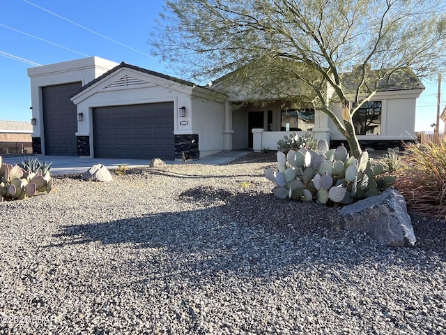 view of front facade with a garage