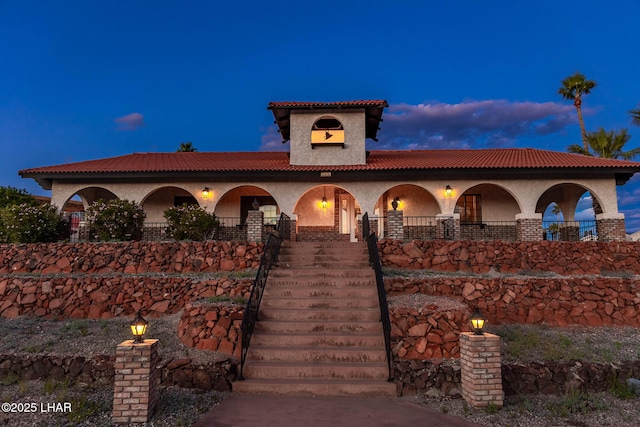 view of mediterranean / spanish-style house