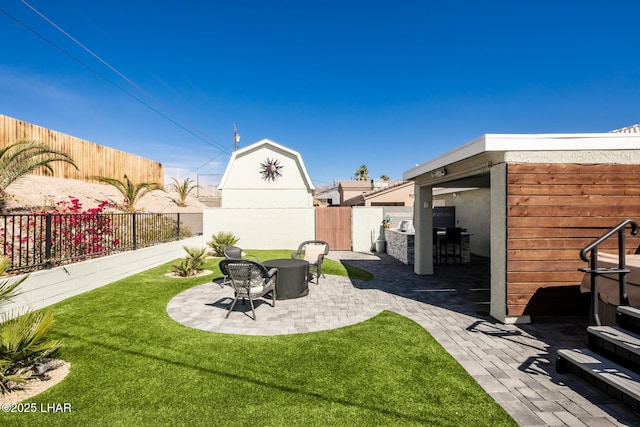 view of yard with a patio