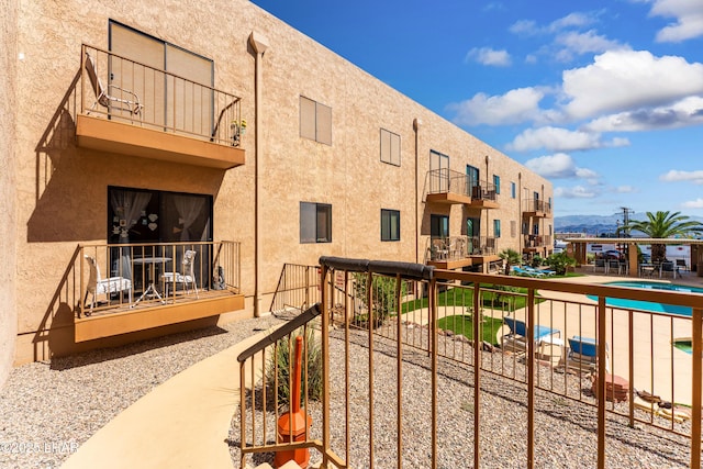 2094 Mesquite Ave Unit 113, Lake Havasu City, AZ 86403 - balcony featuring a mountain view