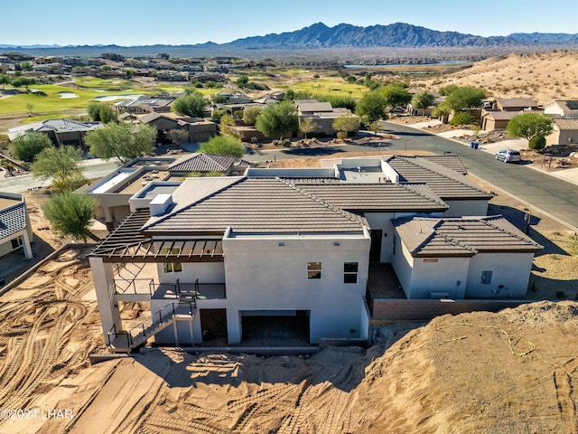 bird's eye view with a mountain view