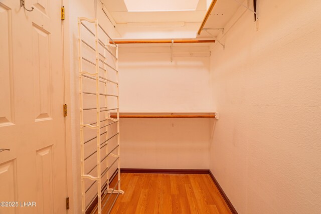 2335 Palo Verde Blvd N, Lake Havasu City, AZ 86404 - walk in closet featuring light wood finished floors