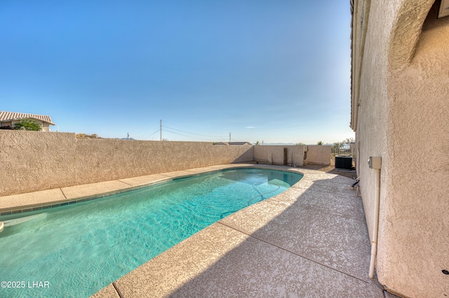 3000 Mirage Dr, Lake Havasu City, AZ 86404 - view of pool featuring a fenced backyard, a patio, and central AC unit