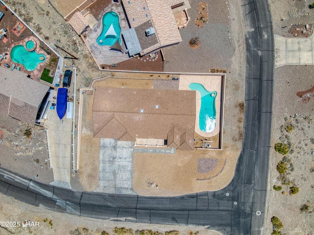 3000 Mirage Dr, Lake Havasu City, AZ 86404 - bird's eye view of a pool area
