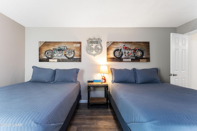 276 Lake Havasu Ave S Unit C19, Lake Havasu City, AZ 86403 - bedroom featuring wood finished floors and baseboards