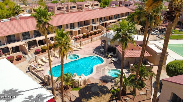 1650 Smoketree Ave S Unit 135, Avenue, Lake Havasu City, AZ 86403 - community pool with a community hot tub and a patio