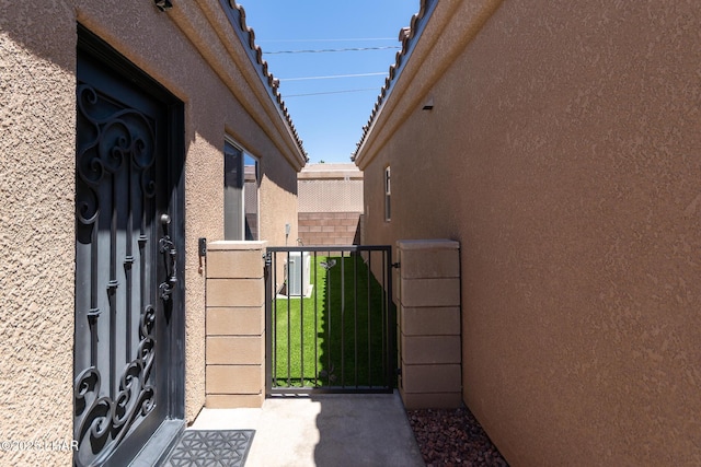 490 N Lake Havasu Ave Unit J, Lake Havasu City, AZ 86403 - view of gate