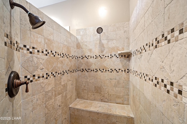 3370 Thunderhead Dr, Lake Havasu City, AZ 86406 - bathroom featuring tiled shower