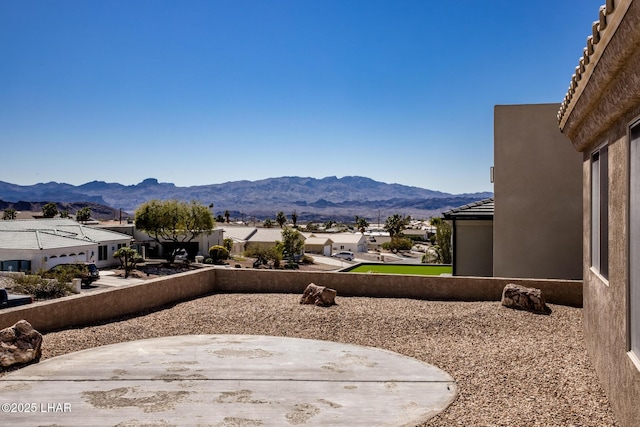 property view of mountains with a residential view