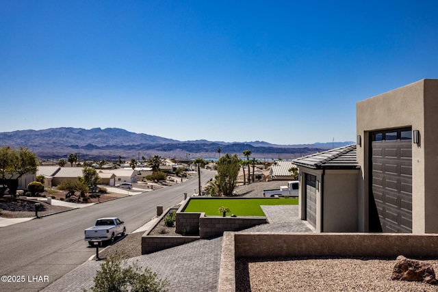 mountain view featuring a residential view