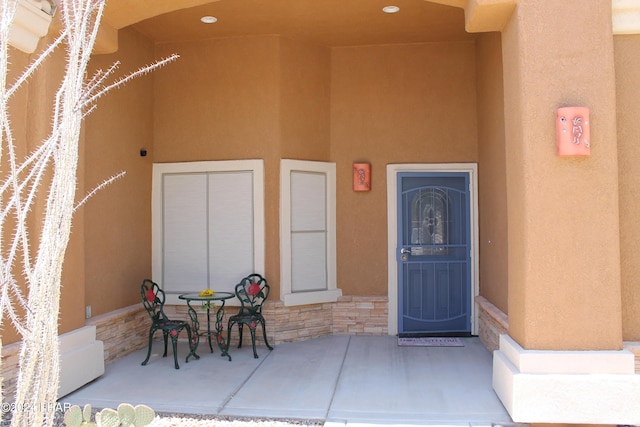 view of entrance to property