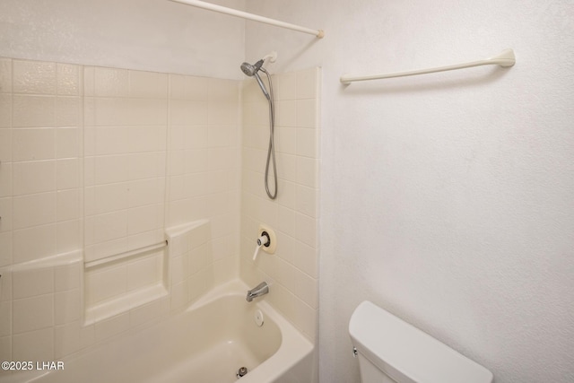3716 Sloop Ln, Lake Havasu City, AZ 86406 - full bath featuring shower / washtub combination and toilet