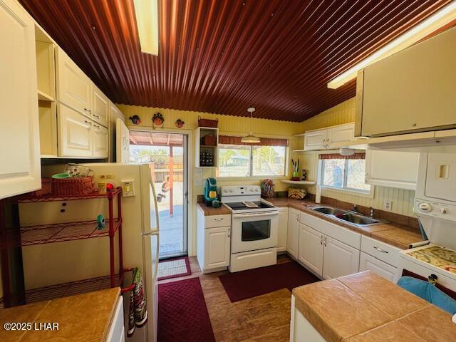 66746 Capri Ln, Salome, AZ 85348 - photo 8