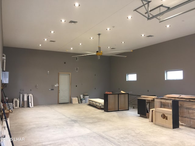 garage featuring a ceiling fan, recessed lighting, and visible vents