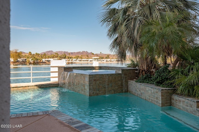 8480 Miraleste Shores Dr, Parker, AZ 85344 - outdoor pool with a mountain view