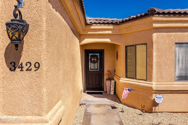 view of entrance to property