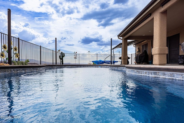 pool with fence