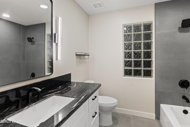 bathroom with toilet, recessed lighting, vanity, visible vents, and baseboards