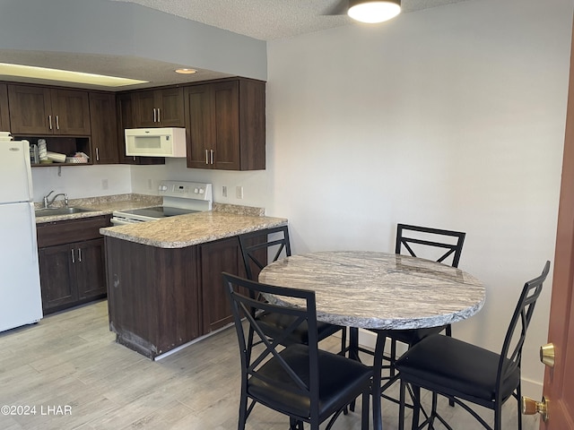 1989 Mesquite Ave Unit 32, Lake Havasu City, AZ 86403 - photo 7