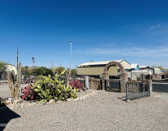 605 Arrowhead Dr, Quartzsite, AZ 85346