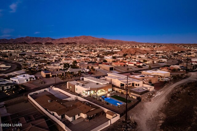 bird's eye view with a mountain view