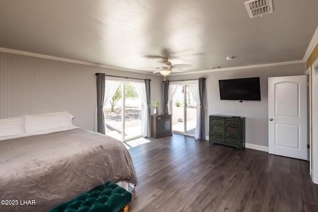 881 Bryce Ct, Lake Havasu City, AZ 86406 - bedroom with access to exterior, crown molding, dark wood-type flooring, baseboards, and a ceiling fan