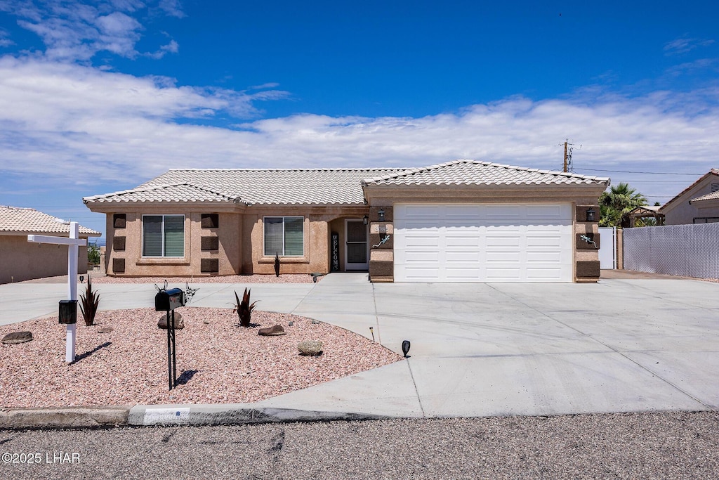 3085 Newport Dr, Lake Havasu City, AZ 86406 - photo 1