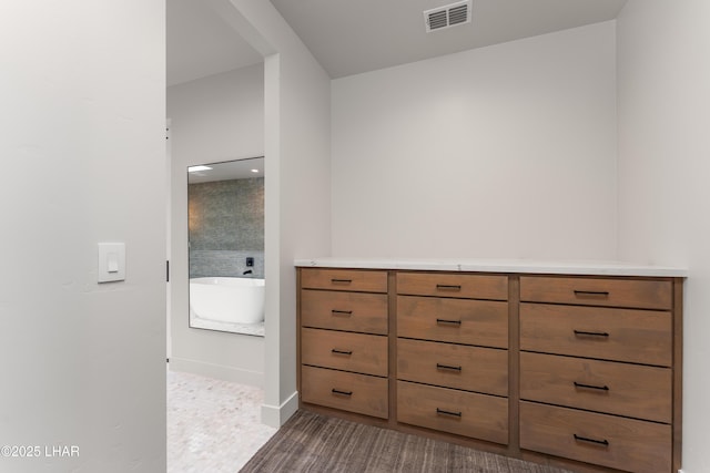 bathroom featuring a bathtub