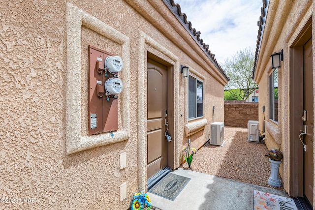 2950 N Kiowa Blvd Unit B102, Lake Havasu City, AZ 86404 - entrance to property with stucco siding and ac unit