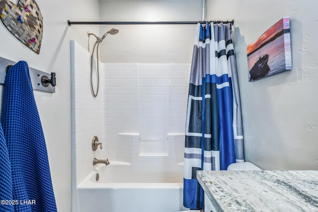2950 N Kiowa Blvd Unit B102, Lake Havasu City, AZ 86404 - bathroom featuring shower / bath combination with curtain, toilet, and vanity