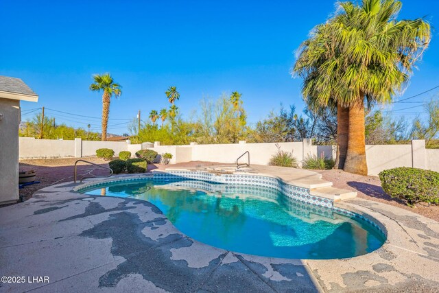 2974 Caravelle Dr, Lake Havasu City, AZ 86406 - view of swimming pool with a fenced backyard and a patio area