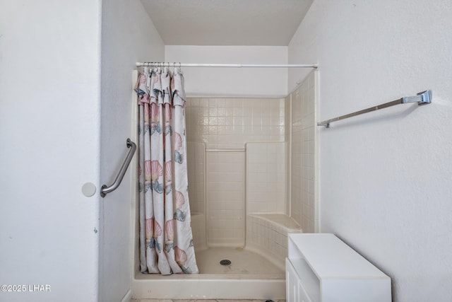 2974 Caravelle Dr, Lake Havasu City, AZ 86406 - bathroom featuring a stall shower