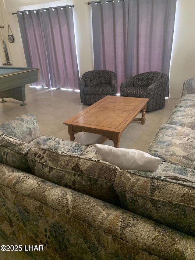 1008 Barcelona Unit 1, Lake Havasu City, AZ 86403 - living room with billiards