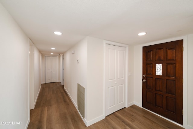2529 Sunchief Ln, Lake Havasu City, AZ 86403 - foyer entrance featuring wood finished floors, baseboards, and recessed lighting