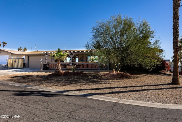 view of front facade featuring a garage