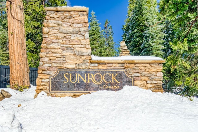 Listing photo 2 for 39523 Sunrock Ln, Shaver Lake CA 93664