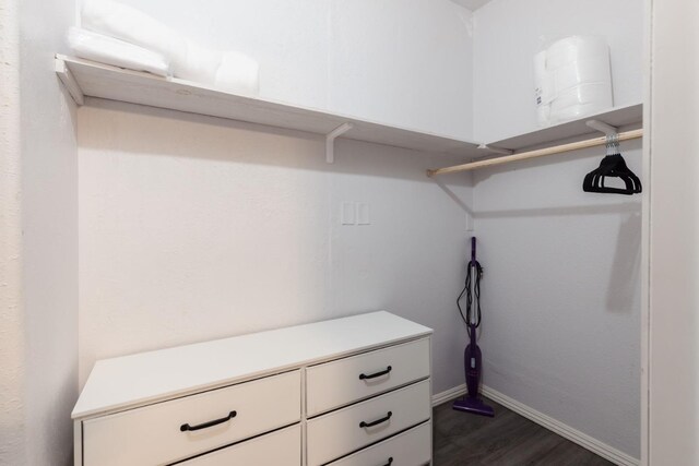925 S Purdue Ave, Fresno, CA 93727 - spacious closet with dark wood finished floors