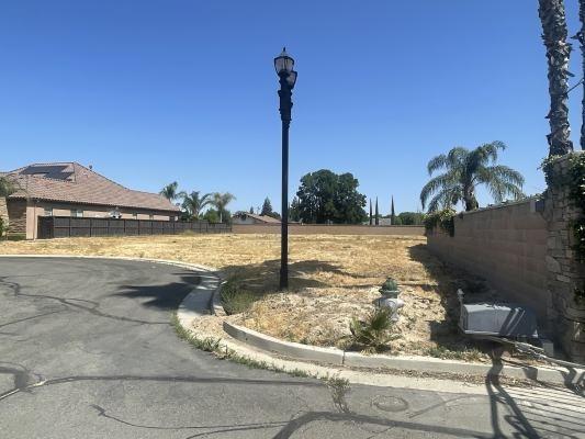 Listing photo 3 for 1 Middleton, Kerman CA 93630