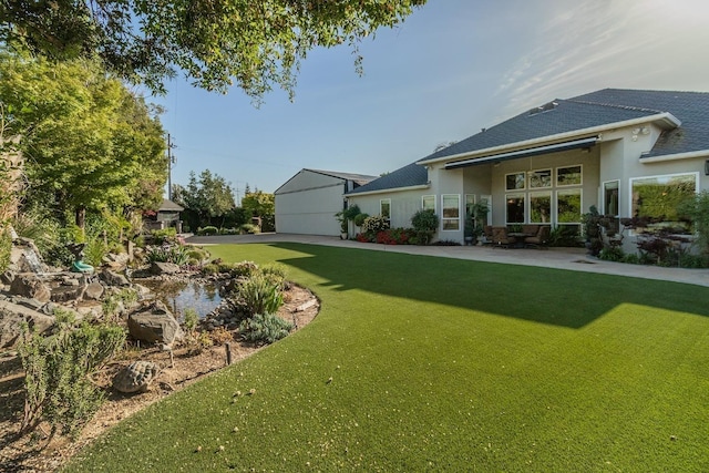 view of yard with a patio