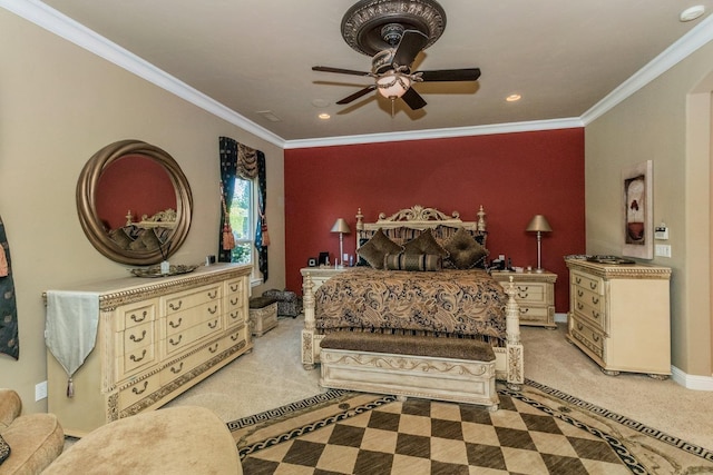 bedroom featuring light carpet, baseboards, a ceiling fan, crown molding, and recessed lighting