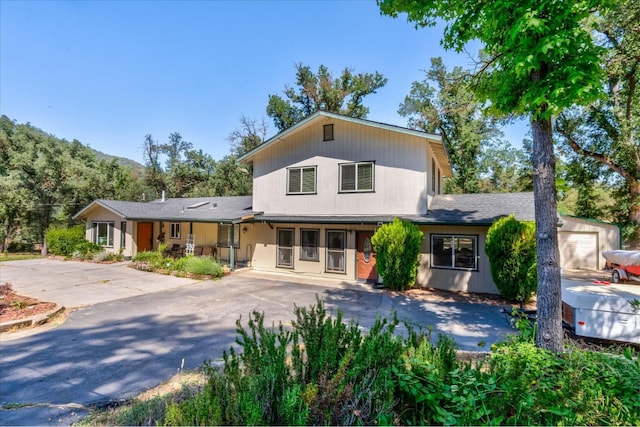 view of front of house with a garage