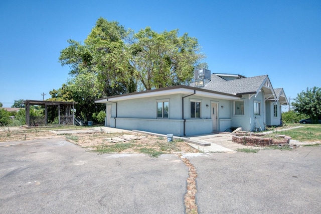 12647 E Clarkson Ave, Kingsburg, CA 93631 - view of ranch-style house