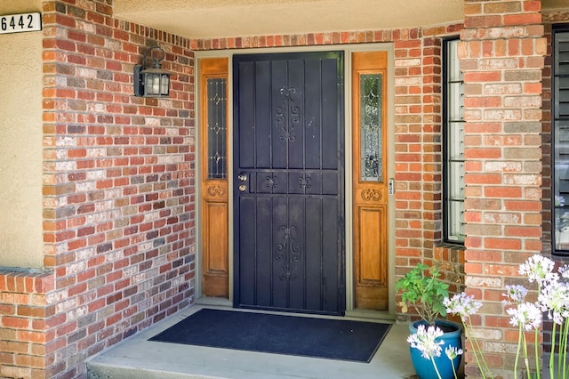 view of property entrance