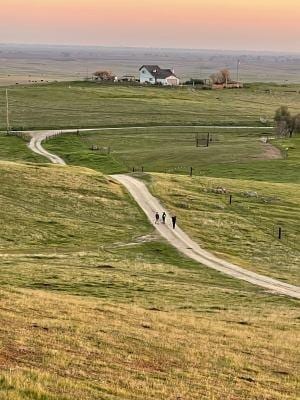 view of property's community featuring a rural view