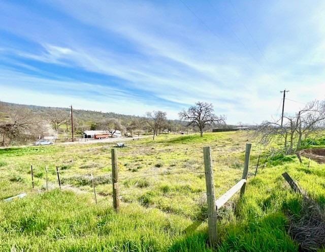 4 Valley St, Raymond, CA 93653