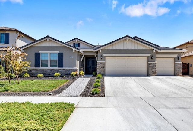 craftsman house with a garage