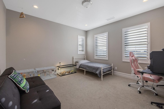 view of carpeted bedroom