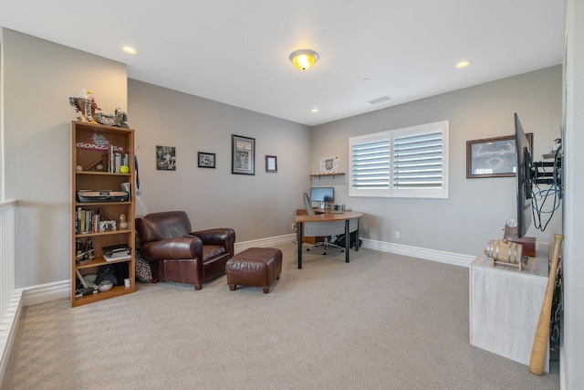 sitting room with carpet