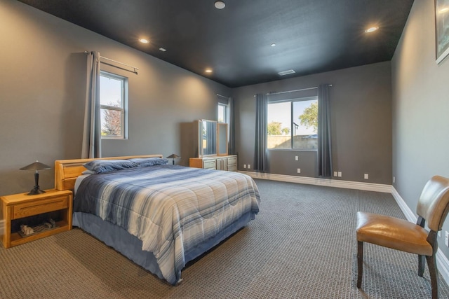 bedroom featuring carpet flooring